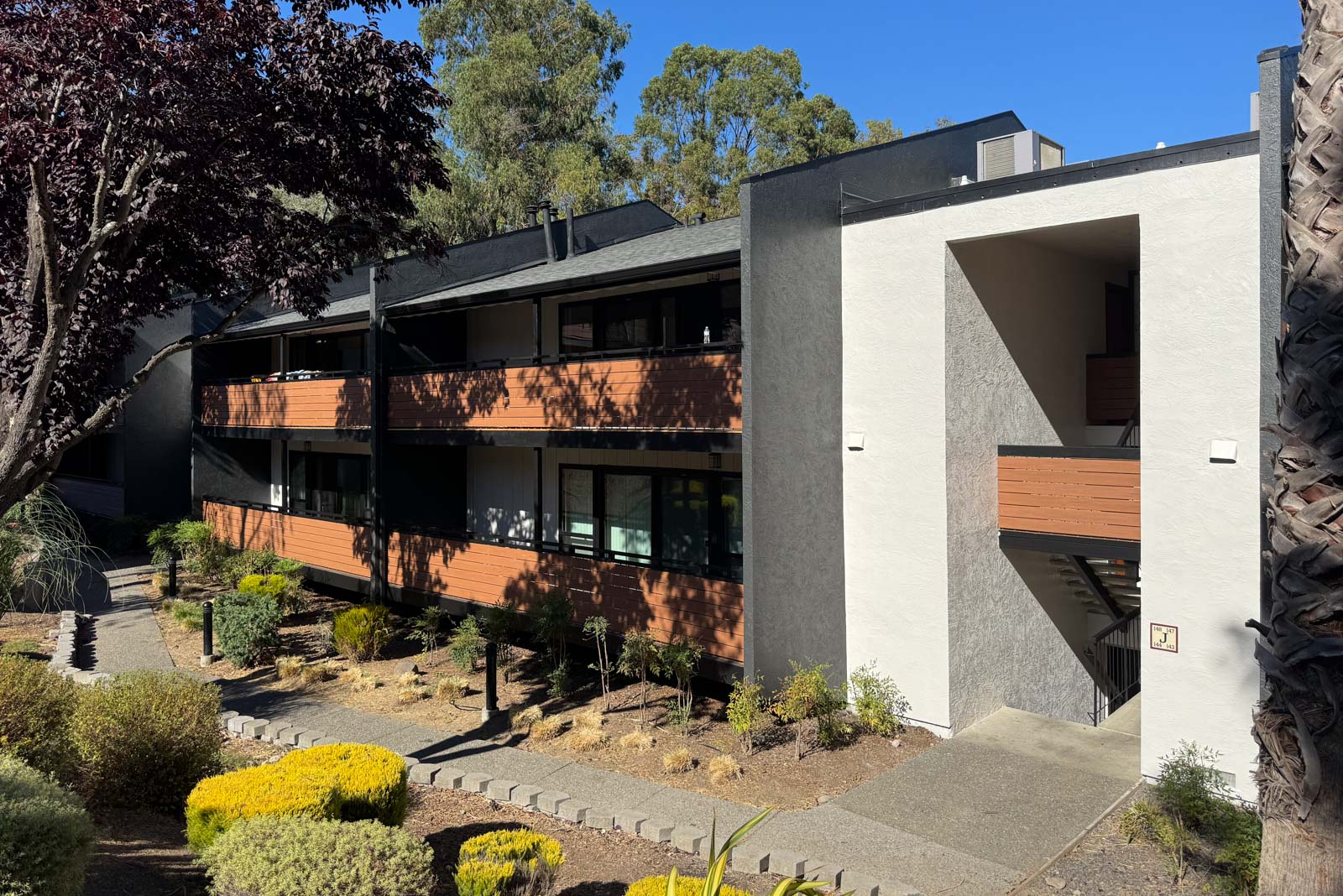 Lafayette Highlands exterior housing renovated amenities