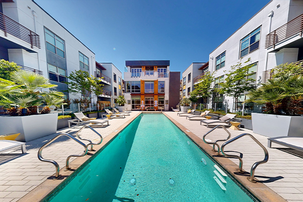 Outdoor swimming pool